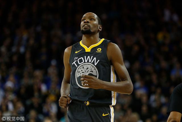 2031年NBA工资榜揭秘：哈登排第八，五亿球员增至十人
